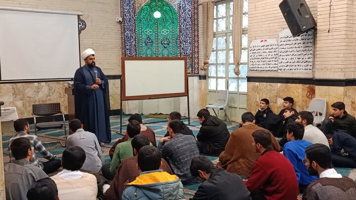 تصاویر/ برگزاری دوره میثاق توسط حوزه علمیه استان تهران