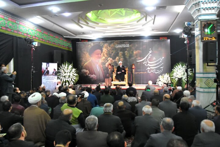 تصاویر/ مراسم بزرگداشت رحلت آیت‌الله شاهچراغی(ره) در سمنان