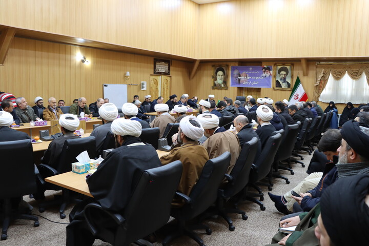 تصاویر/ نشست وحدت حوزه و دانشگاه در اردبیل
