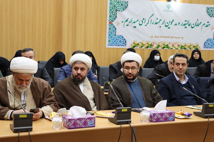 تصاویر/ نشست وحدت حوزه و دانشگاه در اردبیل