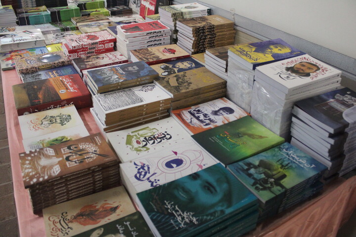 تصاویر/ نوزدهمین نمایشگاه بین‌المللی کتاب کرمان