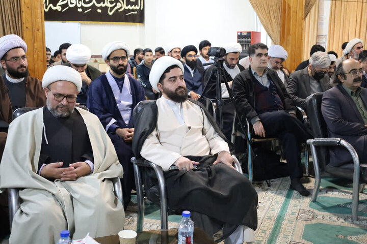 همایش وحدت حوزه و دانشگاه