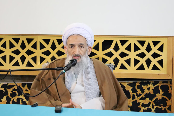 همایش وحدت حوزه و دانشگاه