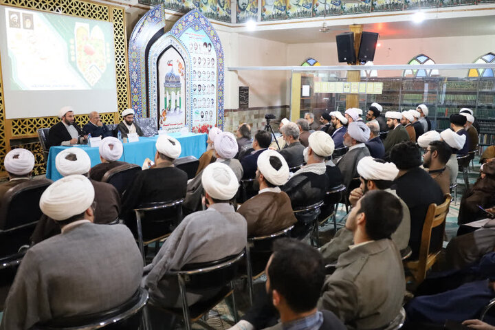 همایش وحدت حوزه و دانشگاه