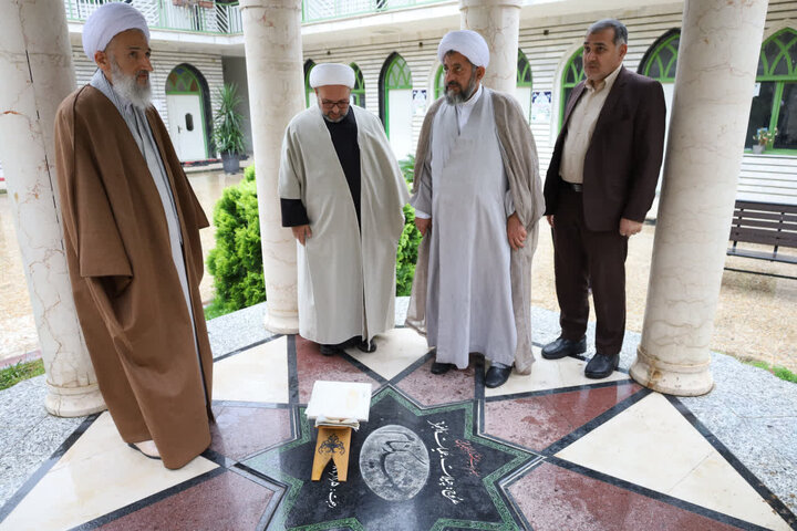 همایش وحدت حوزه و دانشگاه