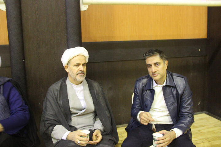 تصاویر / بازدید مدیر حوزه علمیه قزوین از مسابقات فوتسال جام وحدت حوزه ودانشگاه