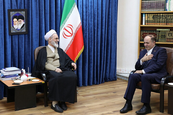 تصاویر/ دیدار وزیر جهاد کشاورزی با آیت الله اعرافی