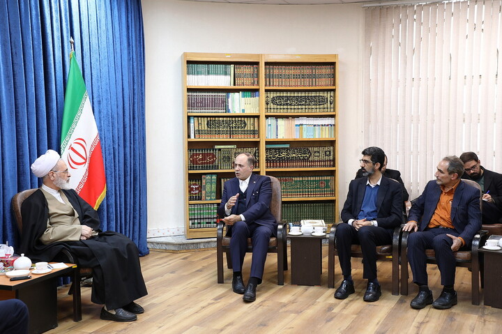 تصاویر/ دیدار وزیر جهاد کشاورزی با آیت الله اعرافی