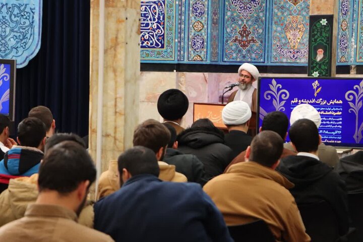 تصاویر/ همایش علمی – پژوهشی اندیشه و قلم