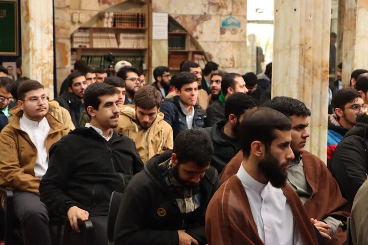 تصاویر/ همایش علمی – پژوهشی اندیشه و قلم