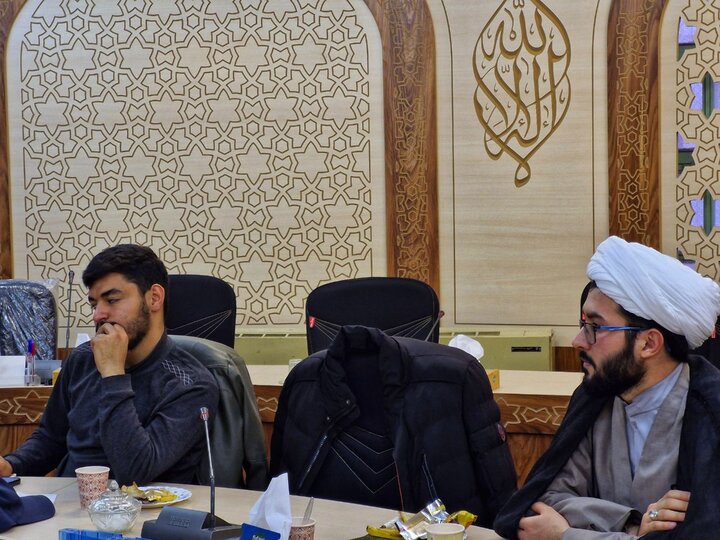 تصاویر/ نشست هم اندیشی بسیج طلاب و دانشجو