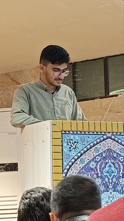 تصاویر/برگزاری جلسه کرسی آزاداندیشی در مدرسه علمیه امام صادق (ع) قروه