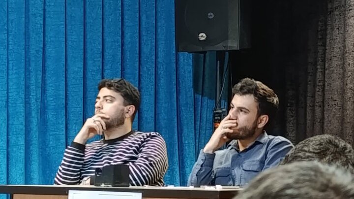 تصاویر/برگزاری جلسه کرسی آزاداندیشی در مدرسه علمیه امام صادق (ع) قروه