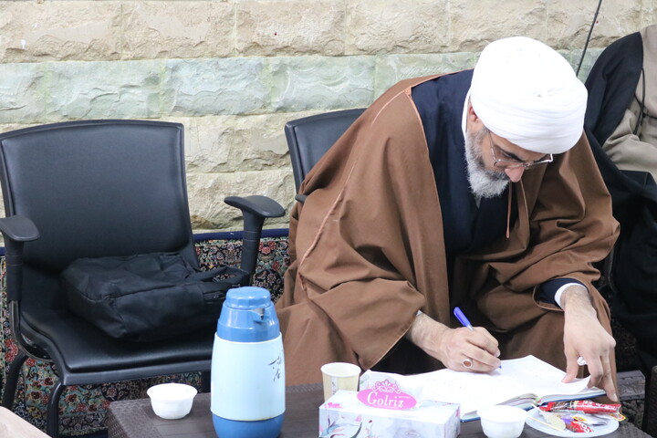 تصاویر/ جلسه هم اندیشی مدیران مدارس علمیه استان سمنان