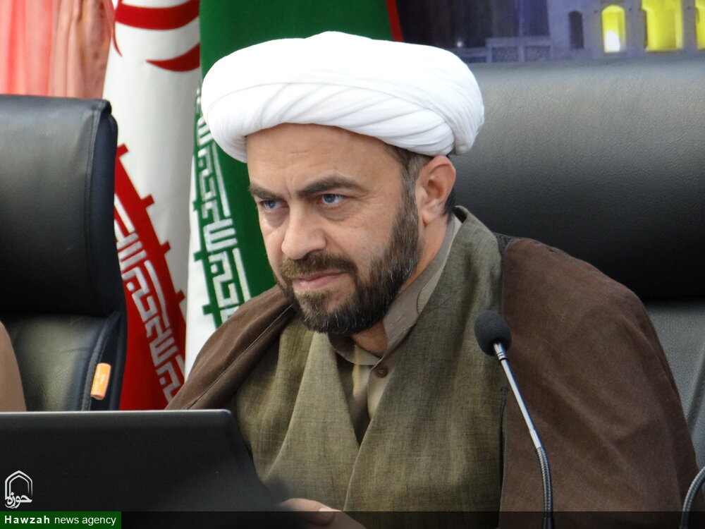 تحقق جامعه اسلامی بدون پیوند واقعی حوزه و دانشگاه ممکن نیست