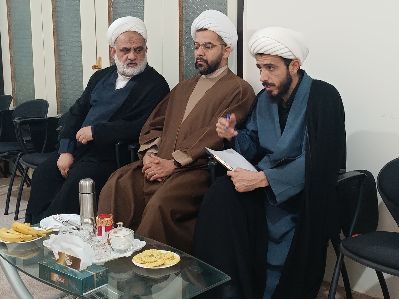 برگزاری جلسه شورای مرکز مشاوره «سماح» با حضور مدیر حوزه علمیه استان کرمان و معاون تهذیب حوزه.