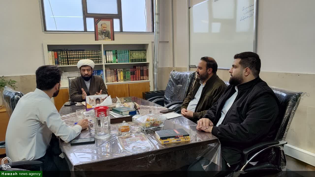 رئیس انجمن ورزشی حوزه های علمیه با معاون تهذیب و تربیت حوزه علمیه اصفهان دیدار کرد
