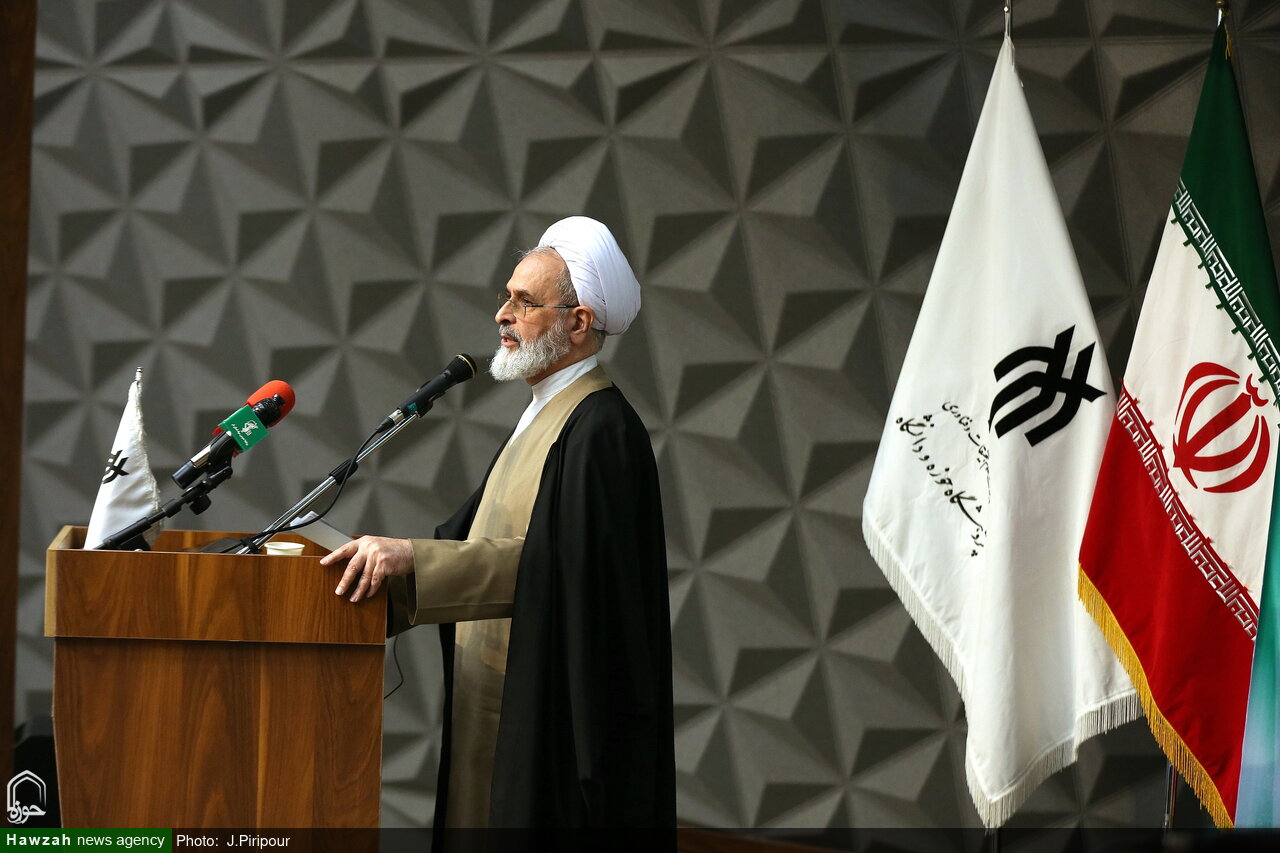 بررسی راهکارهای اجرایی علوم اسلامی در تحقق تمدن نوین اسلامی