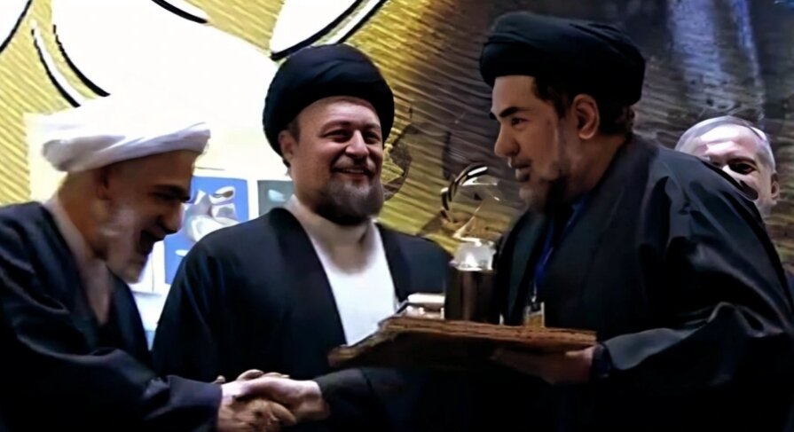 ایران میں مولانا سید کلب جواد نقوی کو امام خمینی ایوارڈ سے نوازا گیا