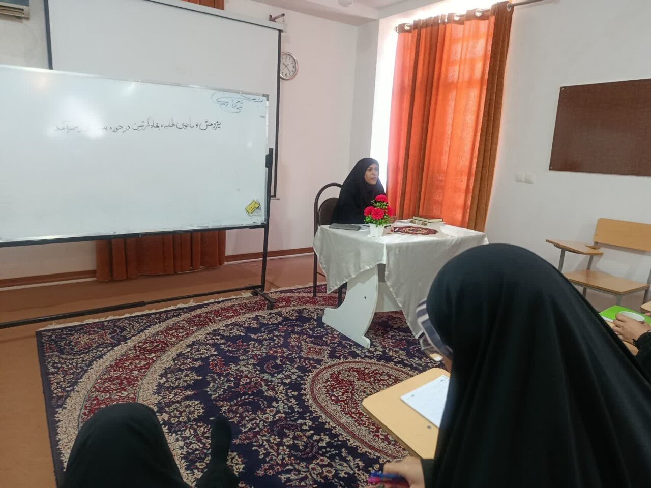 بانوی طلبه با پژوهش و جهاد تبیین، آینده‌ای روشن برای حوزه و جامعه می‌سازد+تصاویر