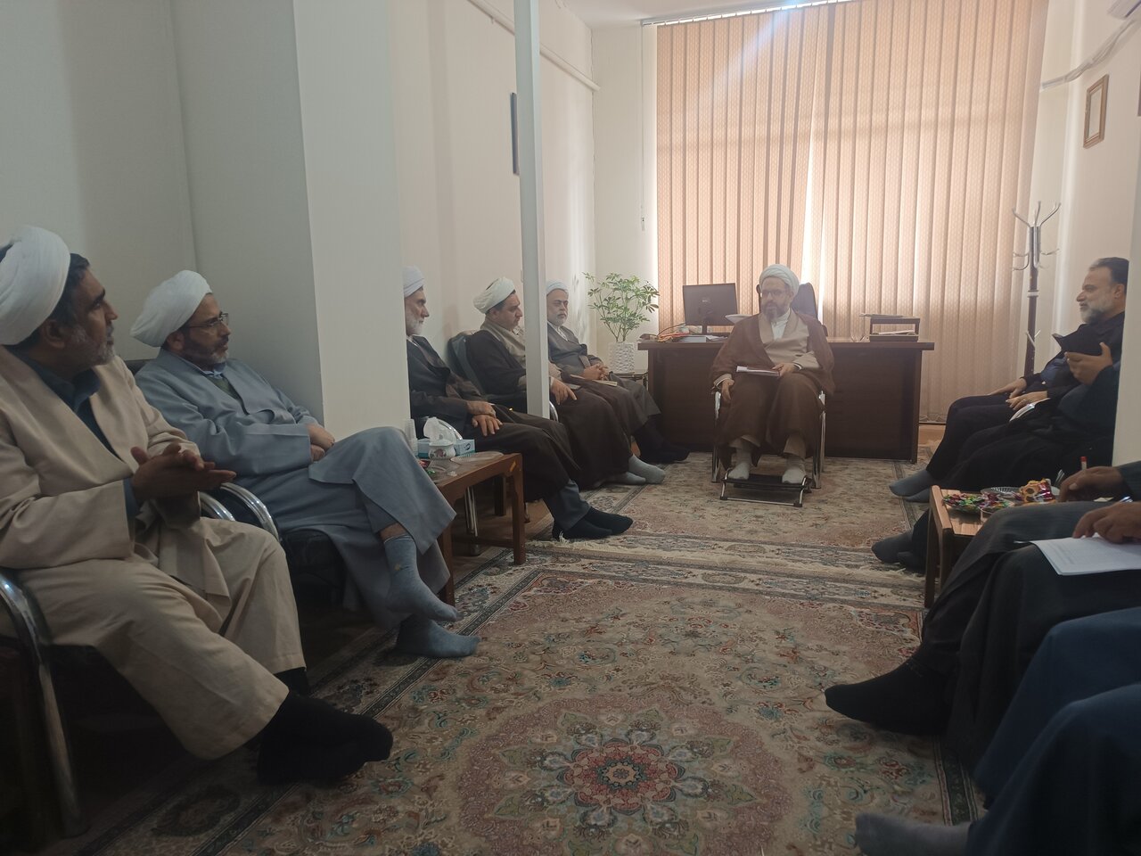 نشست ارزیابی و وضعیت‌شناسی مدارس حوزه علمیه استان کرمان با حضور مدیر و معاونین مرکز مدیریت حوزه علمیه استان