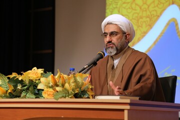 حوزه‌های علمیه نقشی اساسی در تدوین و نظارت قوانین اسلامی دارند