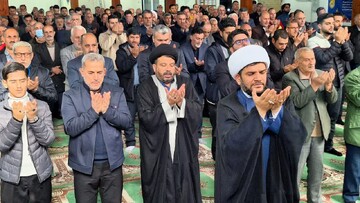 توانمندی دفاعی، الگوی ساماندهی اقتصاد با برخورد با فساد باشد/ نابسامانی بازار برای ملت مقاوم ایران قابل قبول نیست