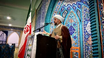 تصاویر/ اقامه نماز جمعه شهر فهرج