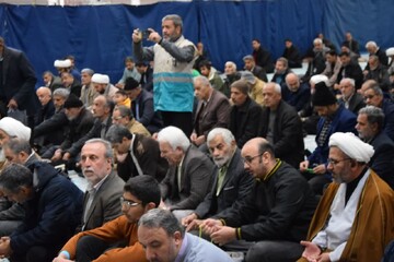 تصاویر/ نمازجمعه عبادی سیاسی جمعه آران و بیدگل