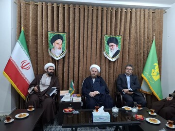 نشست مشترک مدیر و معاونین حوزه علمیه گیلان با مسئولان شهرستان فومن برگزار شد