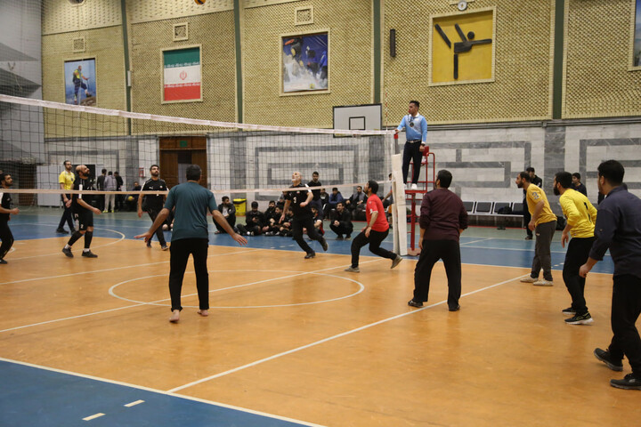 تصاویر/ مسابقات والیبال جشنواره فرهنگی ورزشی طلاب و روحانیون استان خوزستان برگزار شد