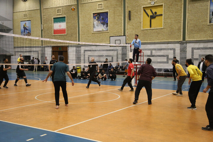 تصاویر/ مسابقات والیبال جشنواره فرهنگی ورزشی طلاب و روحانیون استان خوزستان برگزار شد