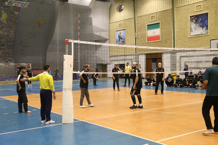 تصاویر/ مسابقات والیبال جشنواره فرهنگی ورزشی طلاب و روحانیون استان خوزستان برگزار شد