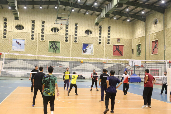 تصاویر/ مسابقات والیبال جشنواره فرهنگی ورزشی طلاب و روحانیون استان خوزستان برگزار شد