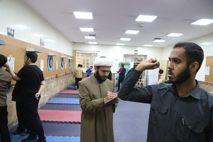 تصاویر/ مسابقات دارت جشنواره فرهنگی ورزشی طلاب و روحانیون استان خوزستان برگزار شد