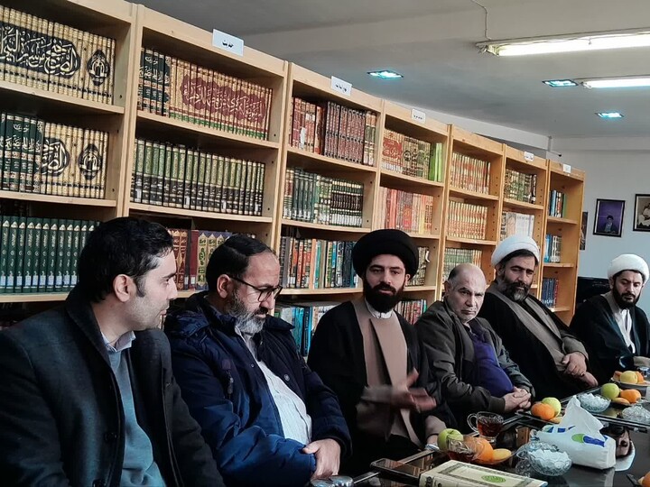 نشست سالروز وحدت حوزه و دانشگاه در شهرستان خلخال