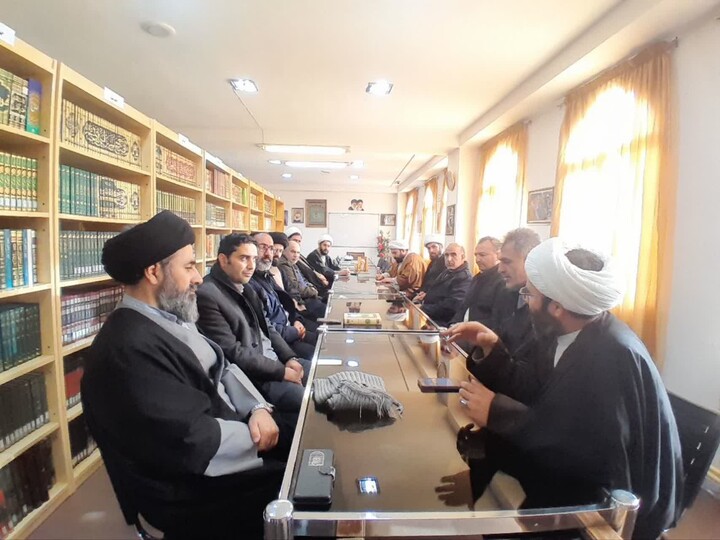 نشست سالروز وحدت حوزه و دانشگاه در شهرستان خلخال