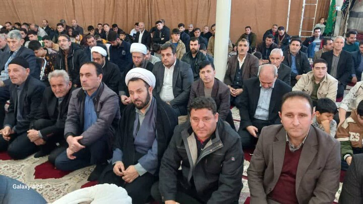 تصاویر/ اقامه نماز جمعه شهرستان اصلاندوز