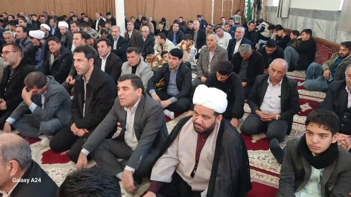 تصاویر/ اقامه نماز جمعه شهرستان اصلاندوز