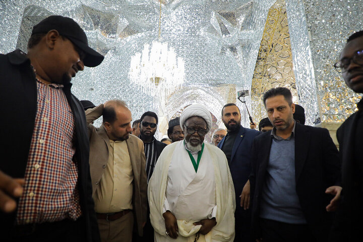 Photos/ Cheikh Ibrahim Zakzaky visite le sanctuaire de Dame Fatima Masoumeh (que la paix soit sur elle)