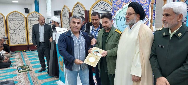 نمازجمعه امروز شهر جم به روایت تصویر