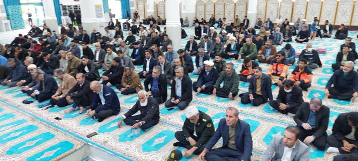 نمازجمعه امروز شهر جم به روایت تصویر