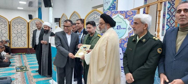 نمازجمعه امروز شهر جم به روایت تصویر