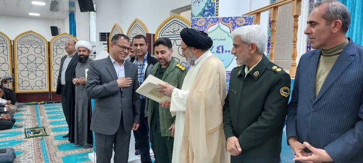 نمازجمعه امروز شهر جم به روایت تصویر