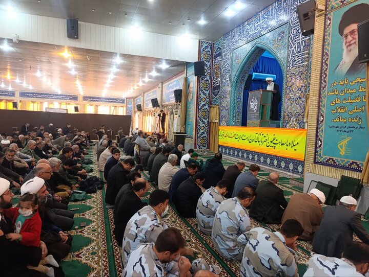 تصاویر/ آیین عبادی سیاسی نمازجمعه امروز شهر بوشهر