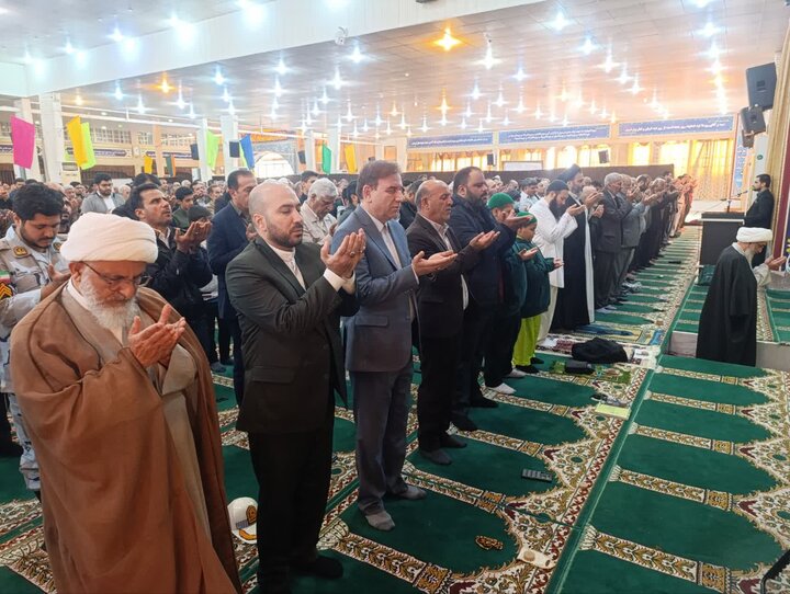 تصاویر/ آیین عبادی سیاسی نمازجمعه امروز شهر بوشهر