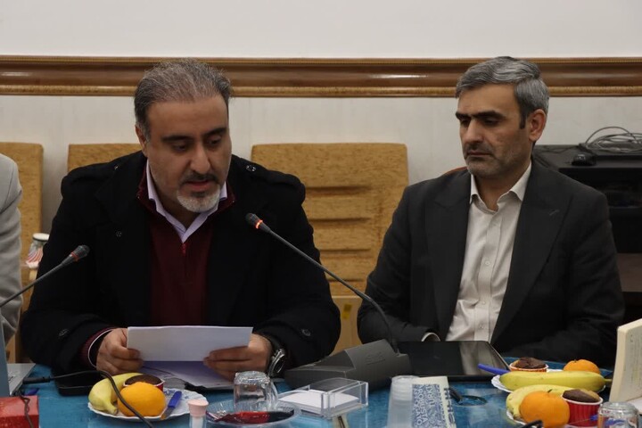 بررسی چالش‌ها و تصویب راهکارهای حمایت از دانشگاه فرهنگیان قم در دهمین جلسه هیئت امناء