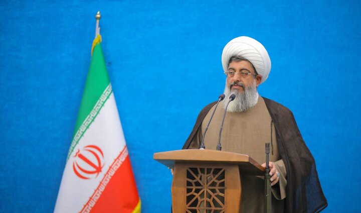 تصاویر/ نماز عبادی سیاسی جمعه در ساوجبلاغ