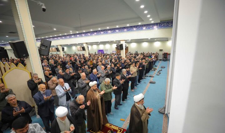 تصاویر/ نماز عبادی سیاسی جمعه در ساوجبلاغ