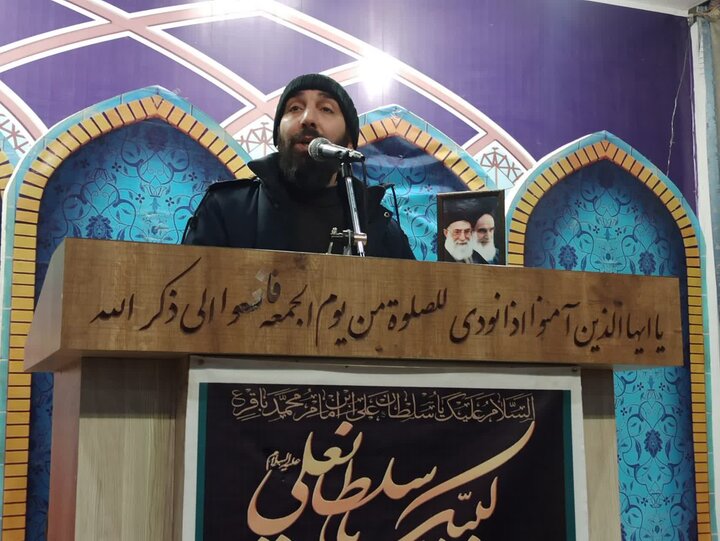 تصاویر/ نمازعبادی سیاسی جمعه کاشان